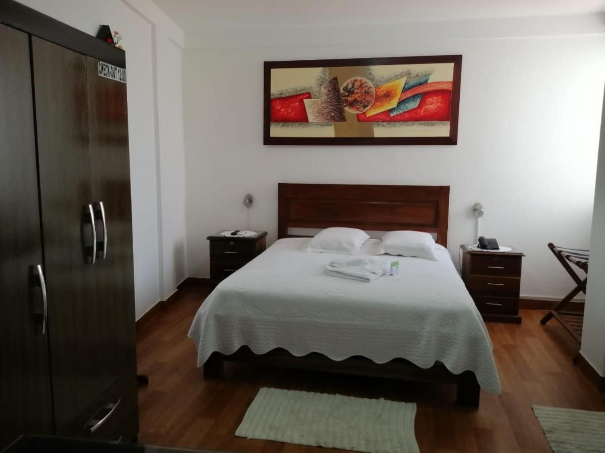 Buen Retiro Apart Hotel Santa Cruz de La Sierra Exteriör bild
